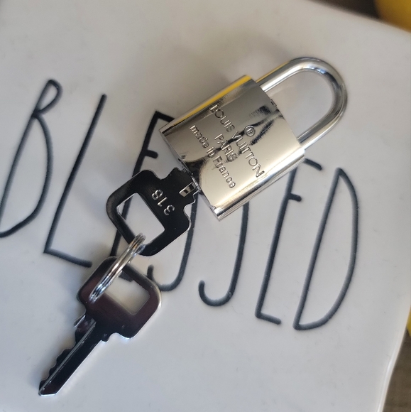 Louis Vuitton Silver Toned Lock and Key - Picture 2 of 5